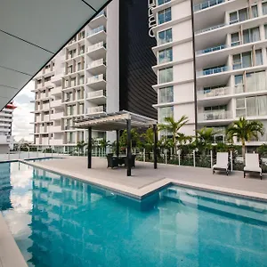 Empire Aparthotel
