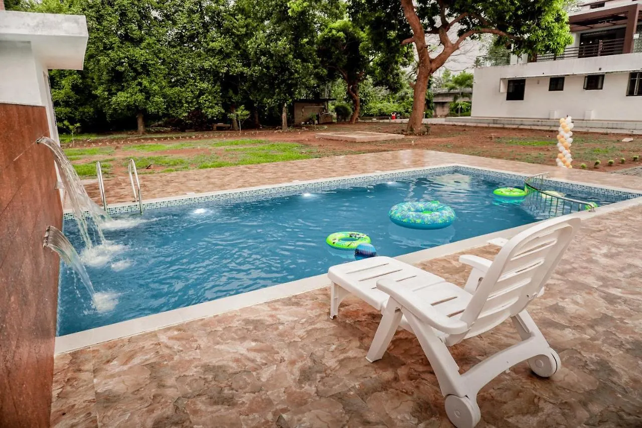 Kochi Nadhiyoram River Retreat הודו
